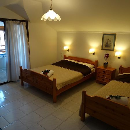 Christakos Apartments Nea Vrasna Ngoại thất bức ảnh