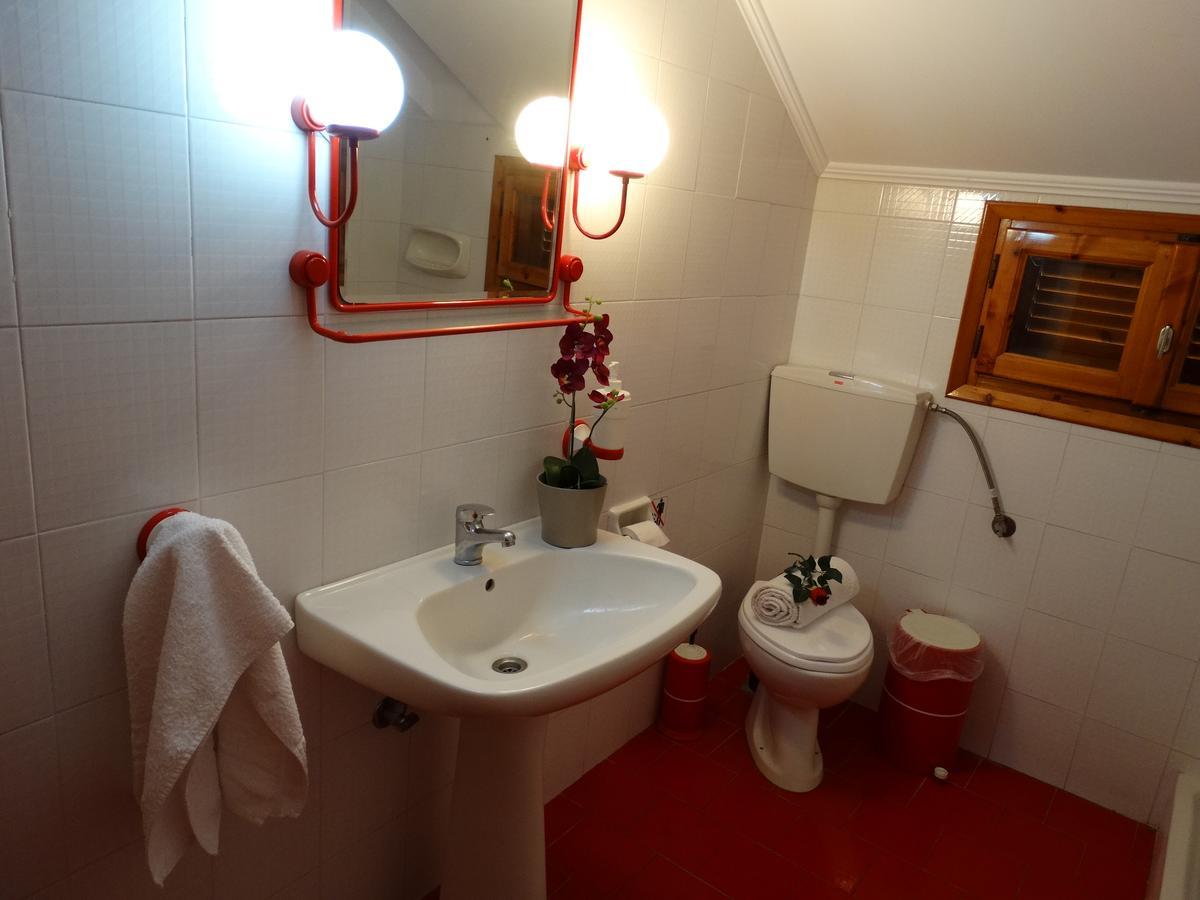 Christakos Apartments Nea Vrasna Ngoại thất bức ảnh