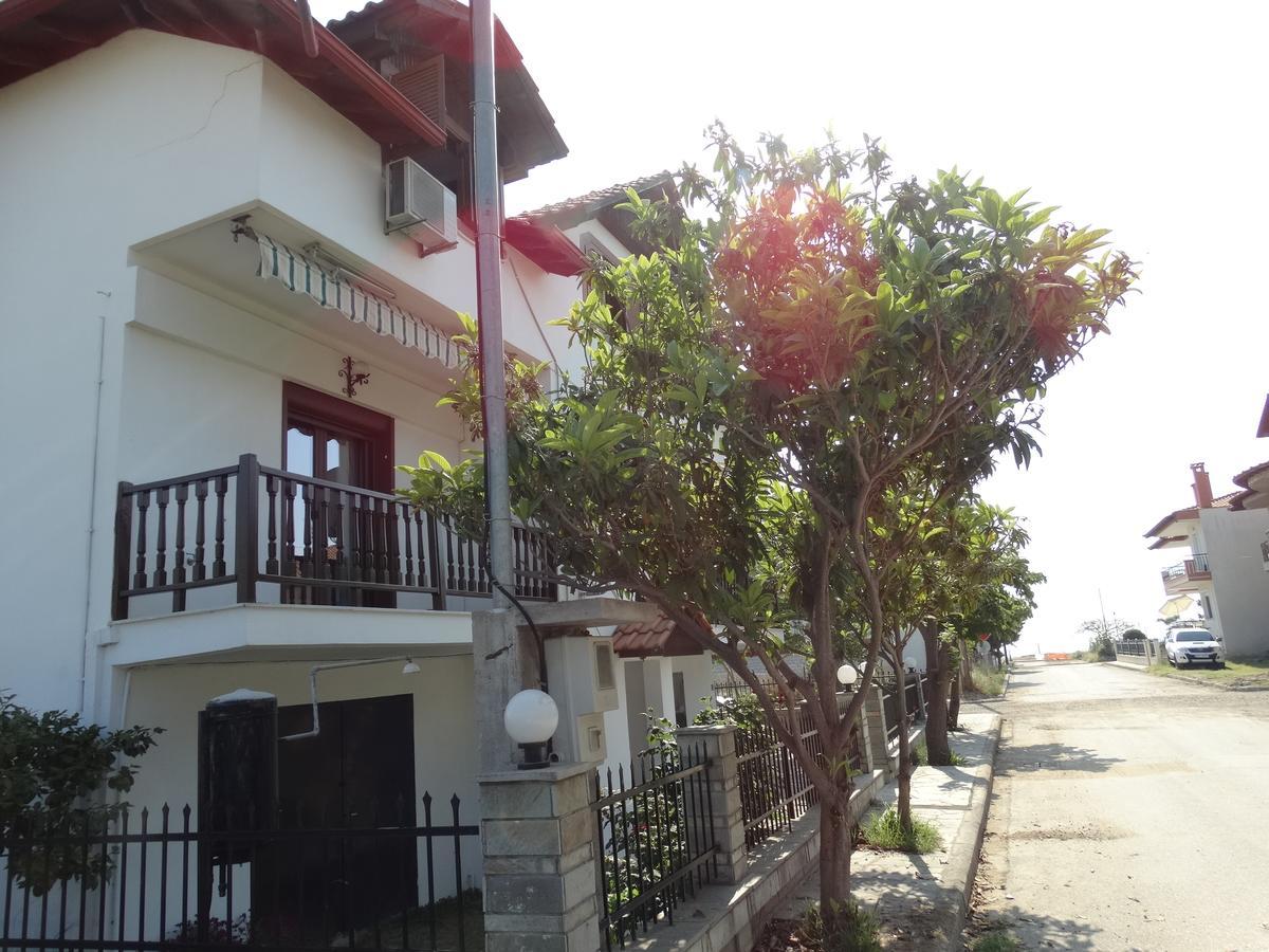 Christakos Apartments Nea Vrasna Ngoại thất bức ảnh
